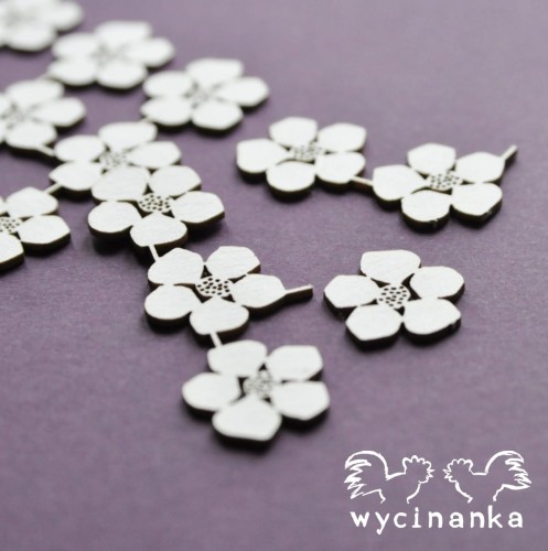  SUMMER FRUITS - poziomka, kwiaty