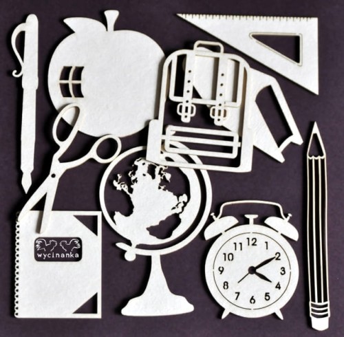 zestaw szkolny z budzikiem